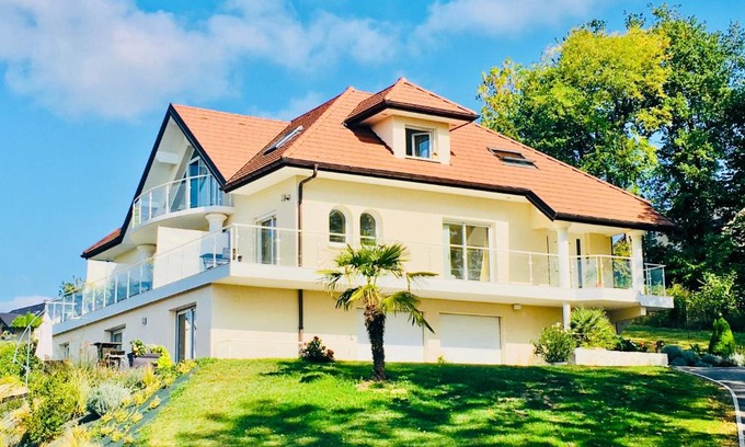 Gresy-sur-Aix Apartment | Villa des Rubens