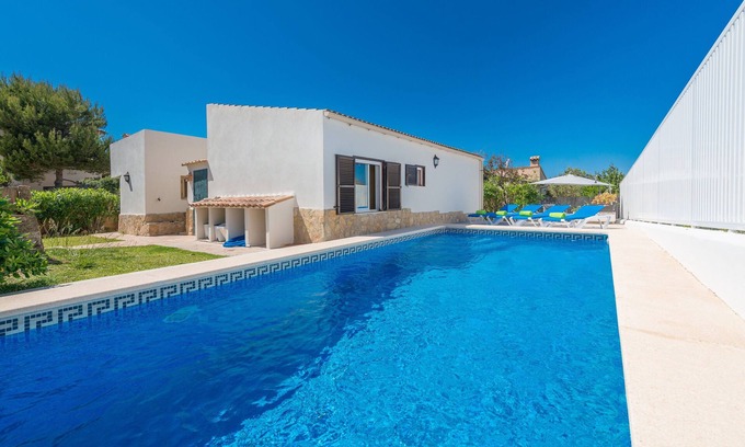 Betlem de Marina Villa | VILLA DIVINA - Villa with private pool in Betlem. Free WiFi