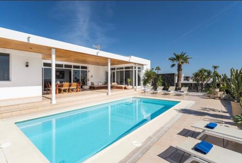 Puerto Calero Villa | Villa Dois Mares Puerto Calero