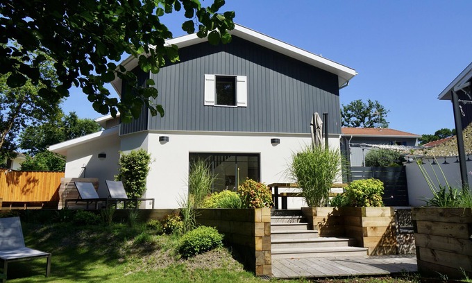 Andernos-les-Bains House | Villa Du Plantier à Andernos Les Bains