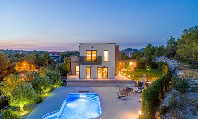 Brodarica House | Villa E&N (V1993-K1) - Brodarica