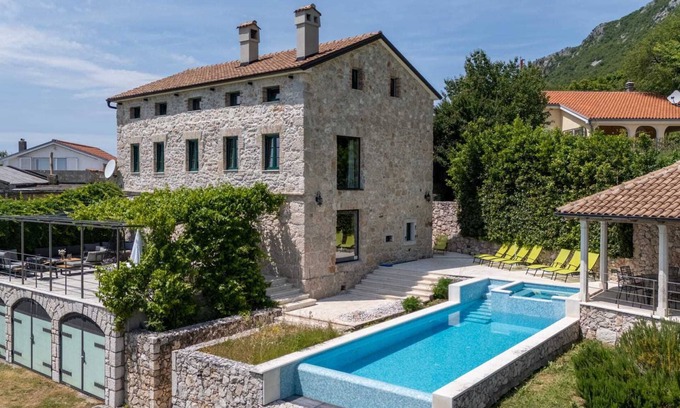 Bribir Villa | Villa Edera by aneo travel