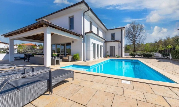 Rasopasno Villa | Villa EL - Your Secluded Oasis with a Private Pool on Krk