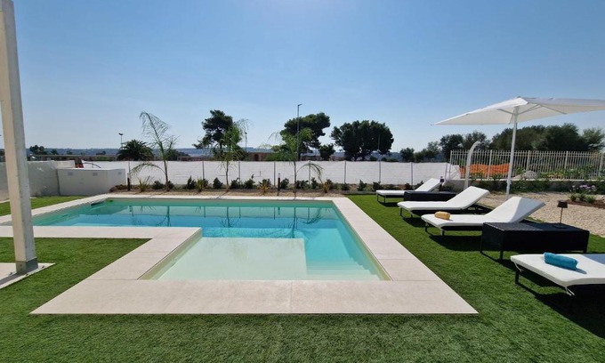 Brucoli Villa | Villa Elisia - villetta con piscina privata