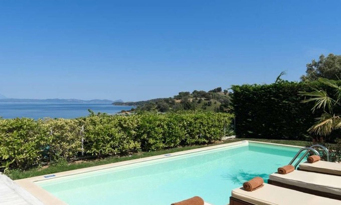 Paliouri Villa | Villa Ermioni by Fantasia Villas