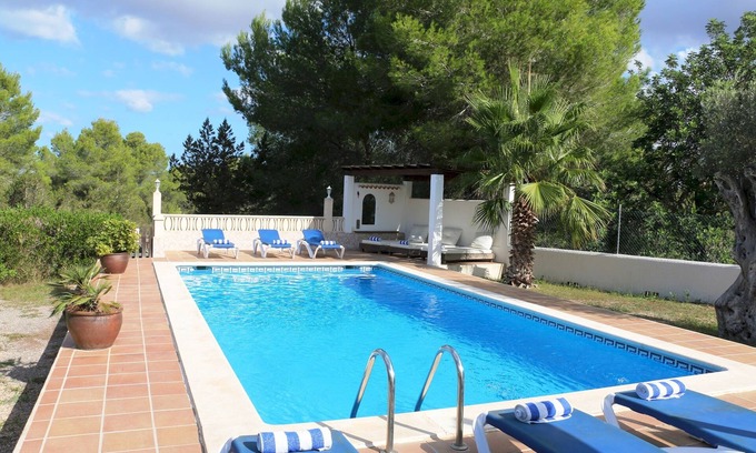 Sant Antoni de Portmany Villa | Villa Susan Ibiza - 3 Bedrooms | Private Pool | Spacious Grounds | Wifi + A/C