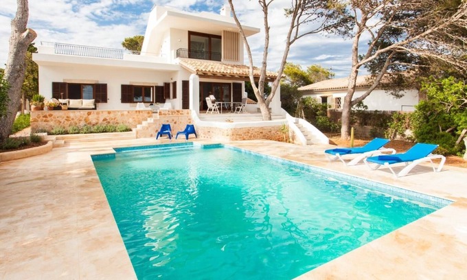 Cala Figuera Villa | Villa Estrella Sea View. Modern villa with sea view for 6 people in Cala Figuera
