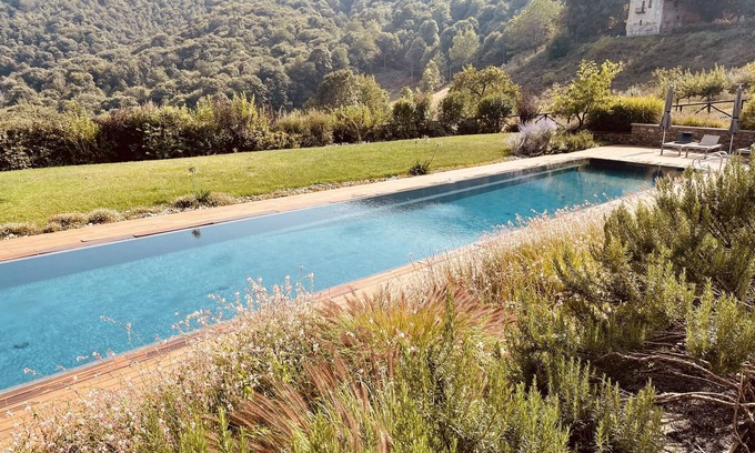 Verzuolo Villa | VILLA FELICE, POOL 25*4 mt, SKY SPA, private GARDEN, WIFI