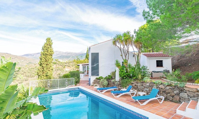 Competa Villa | Villa 'Finca Rosalia' with Mountain Views, Private Pool and Wi-Fi