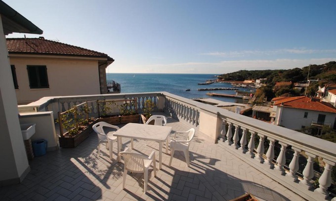 Castiglioncello Apartment | Villa Fiorella
