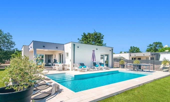 Stokovci Villa | Villa Florentina by Villa Plus