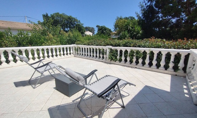 Santa-Lucia-di-Moriani House | Villa for 4-6 people, 5 minutes from the beach!