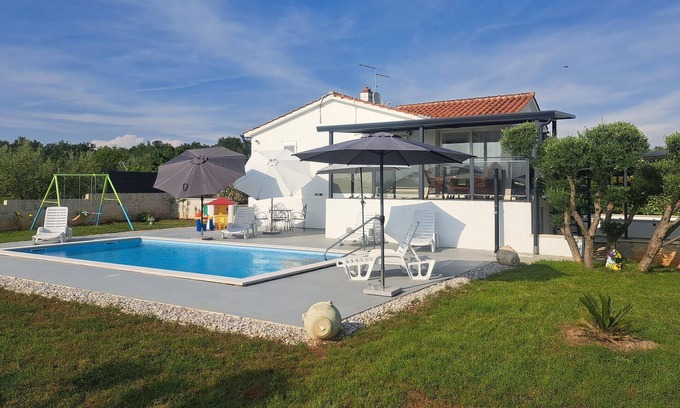 Farini House | Villa Fortuna Visnjan