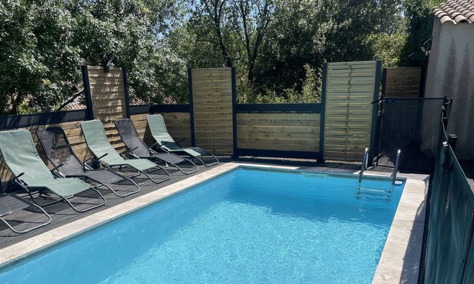 Saint-Come-et-Maruejols House | Villa 200m2 patio with heated pool "closdelasource