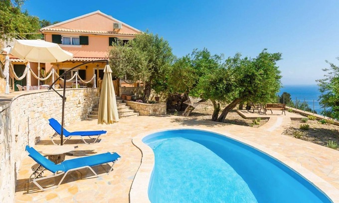 Koutsi Villa | Villa Francesca - Two Bedroom Villa, Sleeps 4