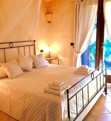 Santa Teresa di Gallura Bed & Breakfast | Villa Franci