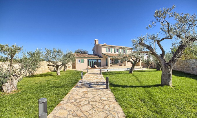 Grandici Villa | Villa Fumeti