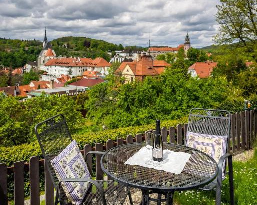 Cesky Krumlov Apartment | Villa Gardena