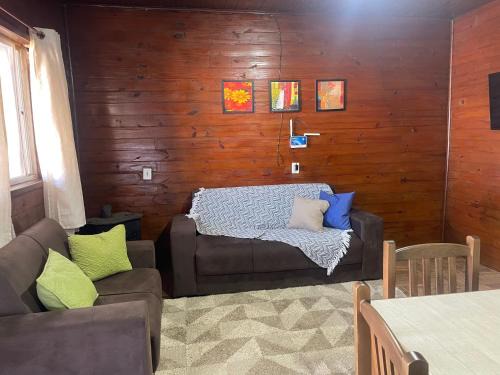 Euzebio Izabelino Bermudez House | Villa Gardenia