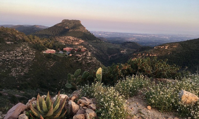 Segart Villa | VILLA GLADYS. SIERRA CALDERONA VIEWPOINT