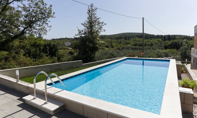Cilipi Apartment | Villa Harmonia with patio and shared pool