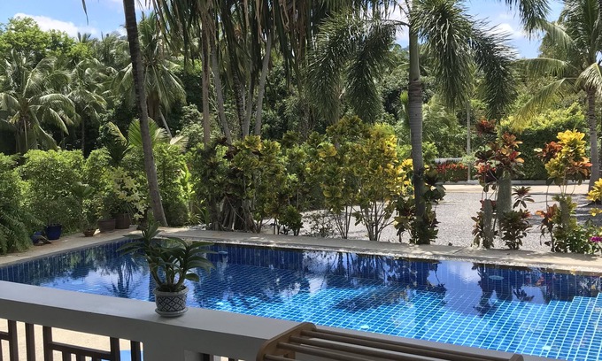 Thong Krut Cabin | Villa Helene in coconut grove