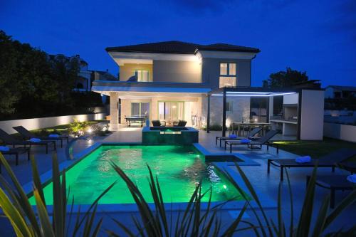 Brzac Villa | VILLA HELENA