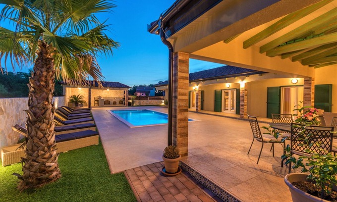 Brisevo Villa | Villa Idassa ZadarVillas