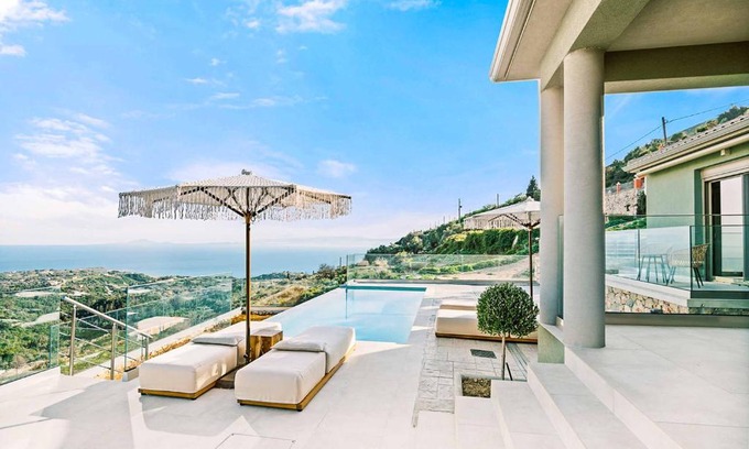 Eleios-Pronnoi Villa | Villa Ieros