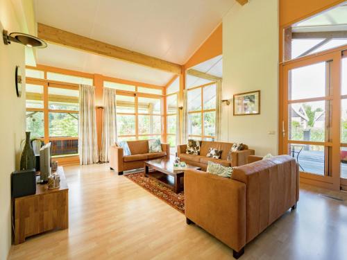 Biddinghuizen Villa | Villa in Biddinghuizen by Lake Vulwe