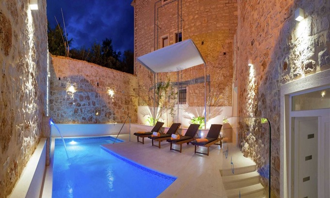 Bol Villa | Villa in Bol with Pool and Sea View