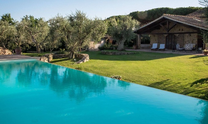 Capalbio Villa | Villa in Capalbio with 5 bedrooms sleeps 8