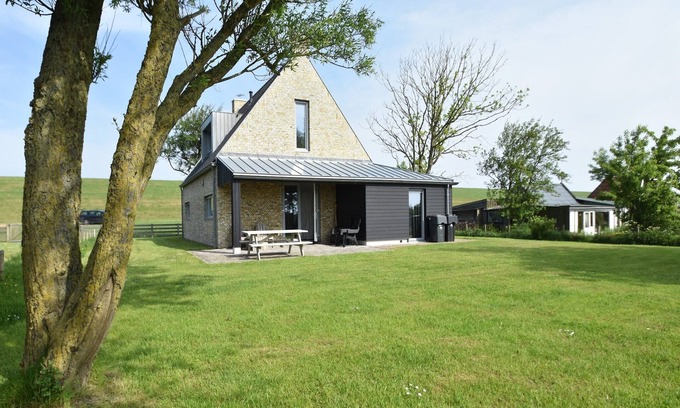 Koehool Villa | Villa in Friesland near Wadden Coast