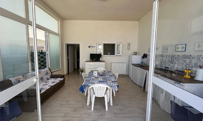 Santa Flavia Apartment | Villa in Sicily with Sea Access