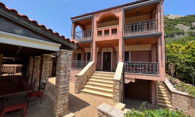 Sipiada Villa | Villa Ioanna Oxylithos, Kymi