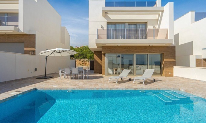 San Miguel de Salinas Villa | Villa Iris (San Miguel de Salinas)