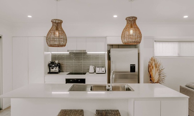 Mooloolaba Villa | Villa Jacaranda Mooloolaba