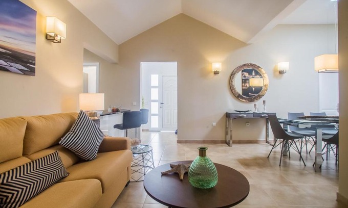 Playa del Cable Villa | Villa Jaira