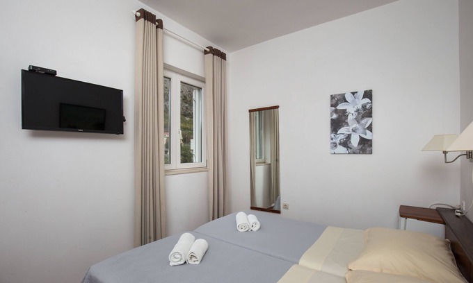 Rozat House | Villa Konalić - Double or Twin Room with Garden View