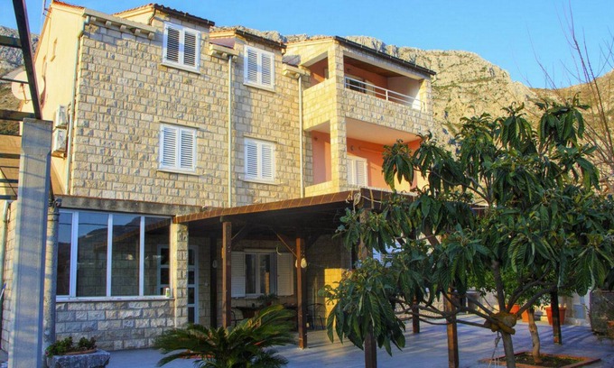 Rozat House | Villa Konalic