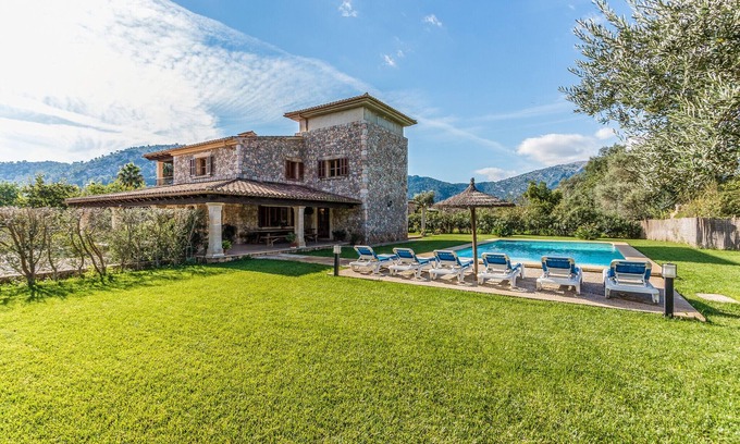 Pollensa Villa | Villa La Rafal with pool By home villas 360