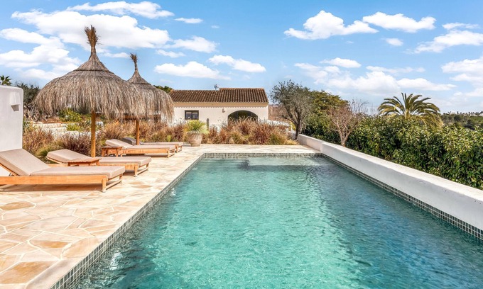 Javea Villa | Villa 'Las Brisas' with Mountain View, Wi-Fi and Air Conditioning