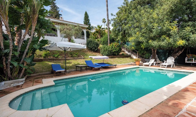 New Golden Mile Villa | Villa 'Las Cancelas' with Sea View, Private Pool and Wi-Fi