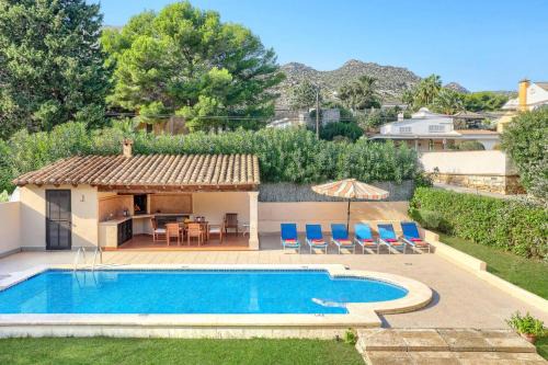 Cala San Vicente Villa | Villa Las Flores by Villa Plus