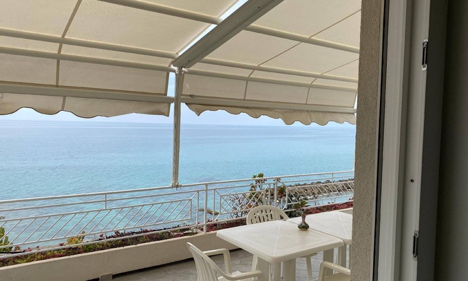 Pizzo Apartment | Villa Laura by the sea - P1