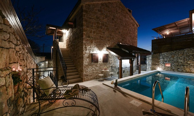 Pakostane Villa | Villa Laurana ZadarVillas