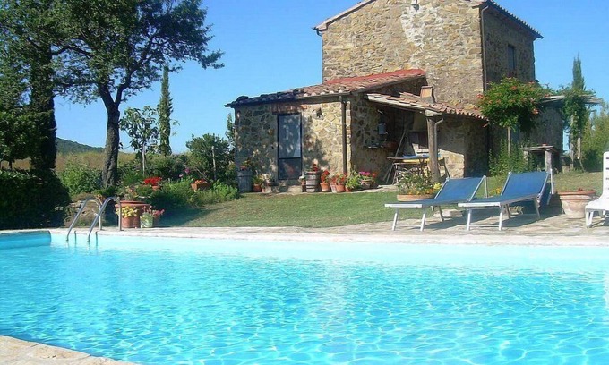 Sorano House | Villa Lavanda Grande: A welcoming two-story age-old farm house surrounded by the greenery.