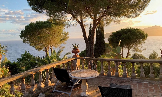 Capoliveri Villa | Villa 'Le Ginestre Di Mare' with Sea View, Private Terrace and Private Garden