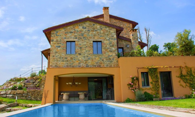 Riparbella Villa | VILLA LE SUGHERE