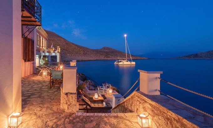 Halki Apartment | Villa Leleka